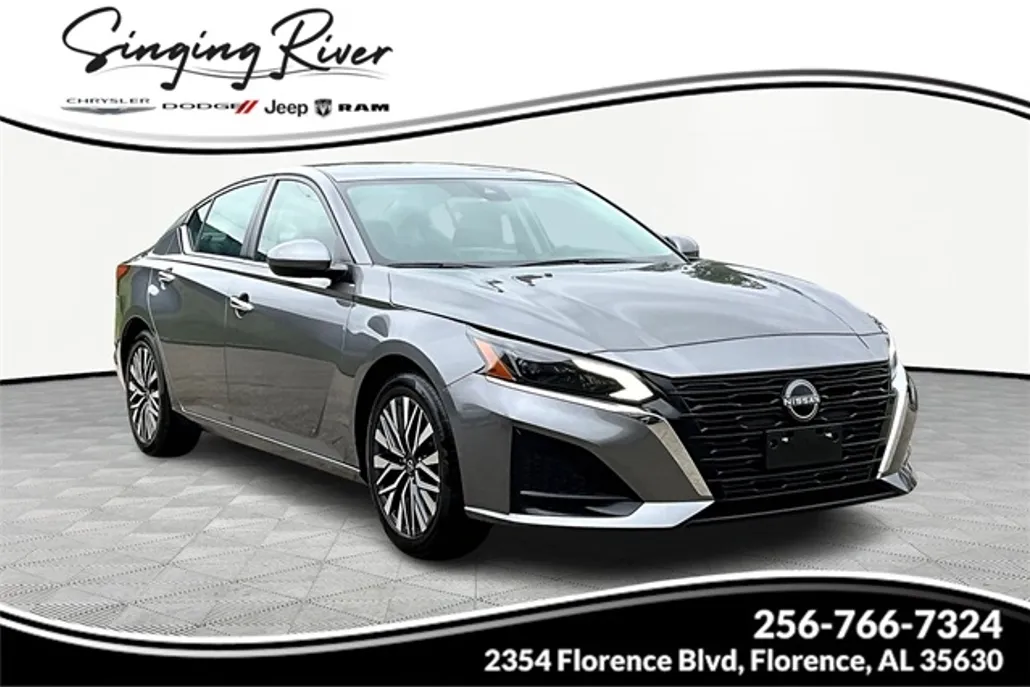 2023 Nissan Altima 2.5 SV photo 1