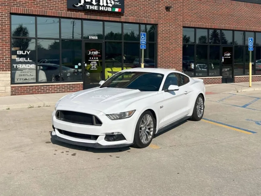 2016 Ford Mustang GT Premium photo 1