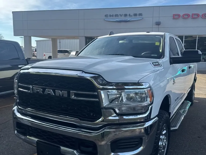 2020 Ram 3500 Tradesman photo 1