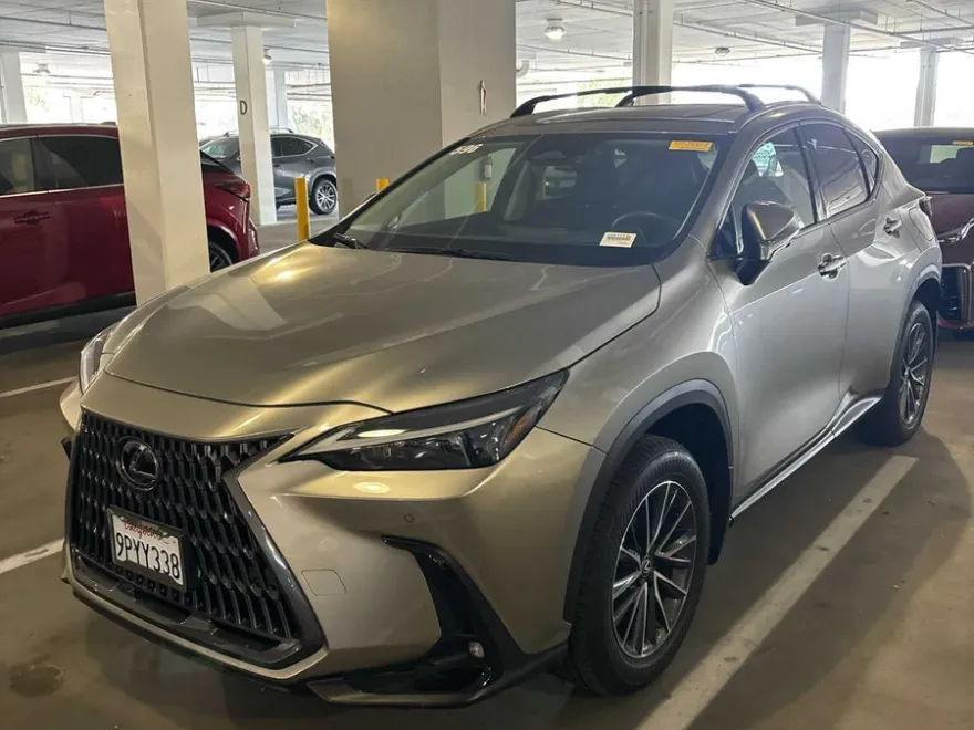 2025 Lexus NX Premium photo 1