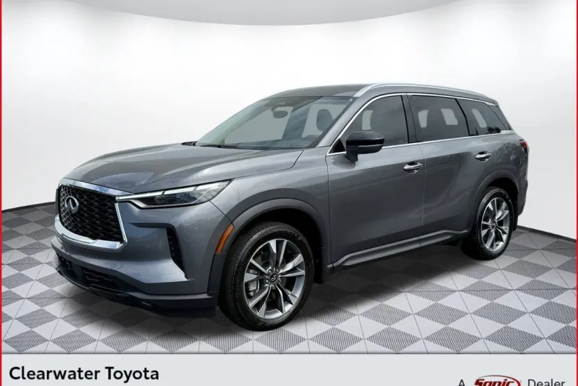 2023 Infiniti QX60 Luxe photo 1