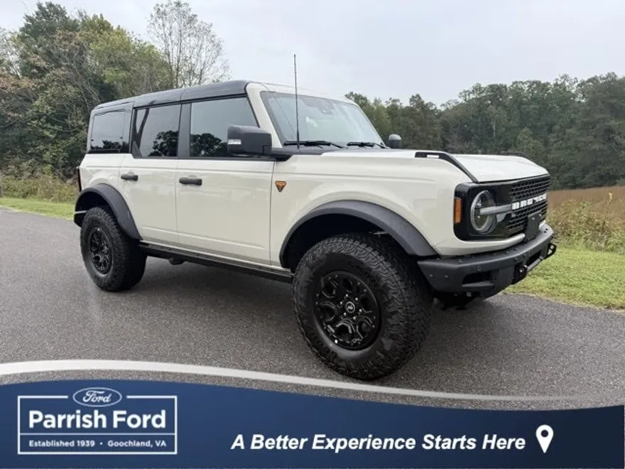 2025 Ford Bronco Badlands photo 1