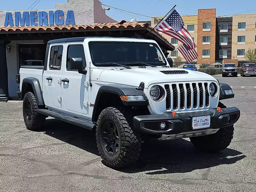 2023 Jeep Gladiator Mojave photo 1
