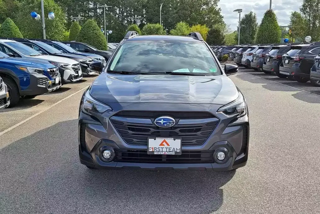 2023 Subaru Outback Premium photo 1