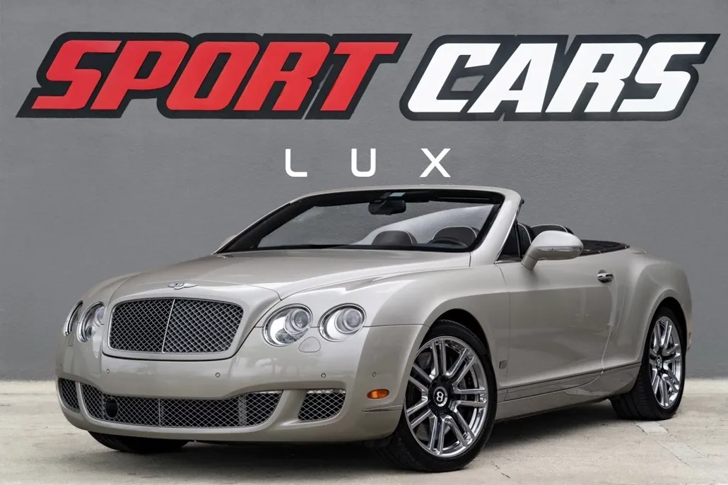 2014 Bentley Flying Spur Base photo 1