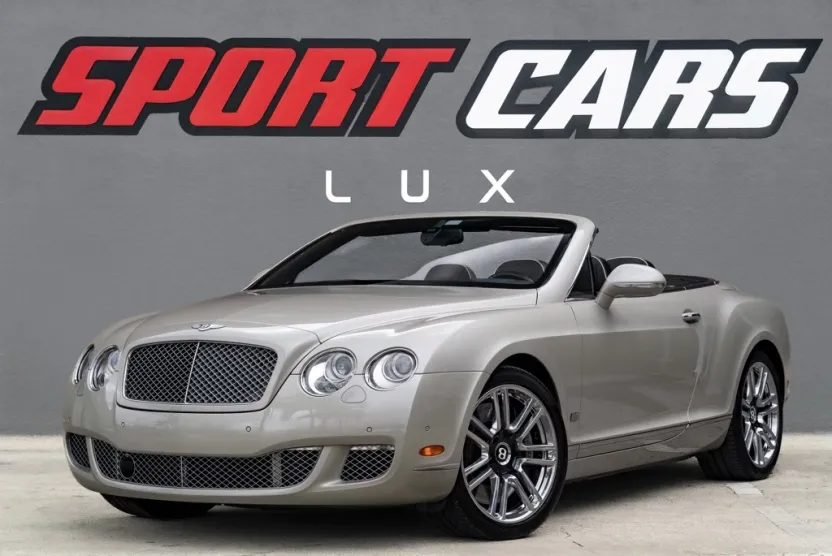 2014 Bentley Flying Spur Base photo 1