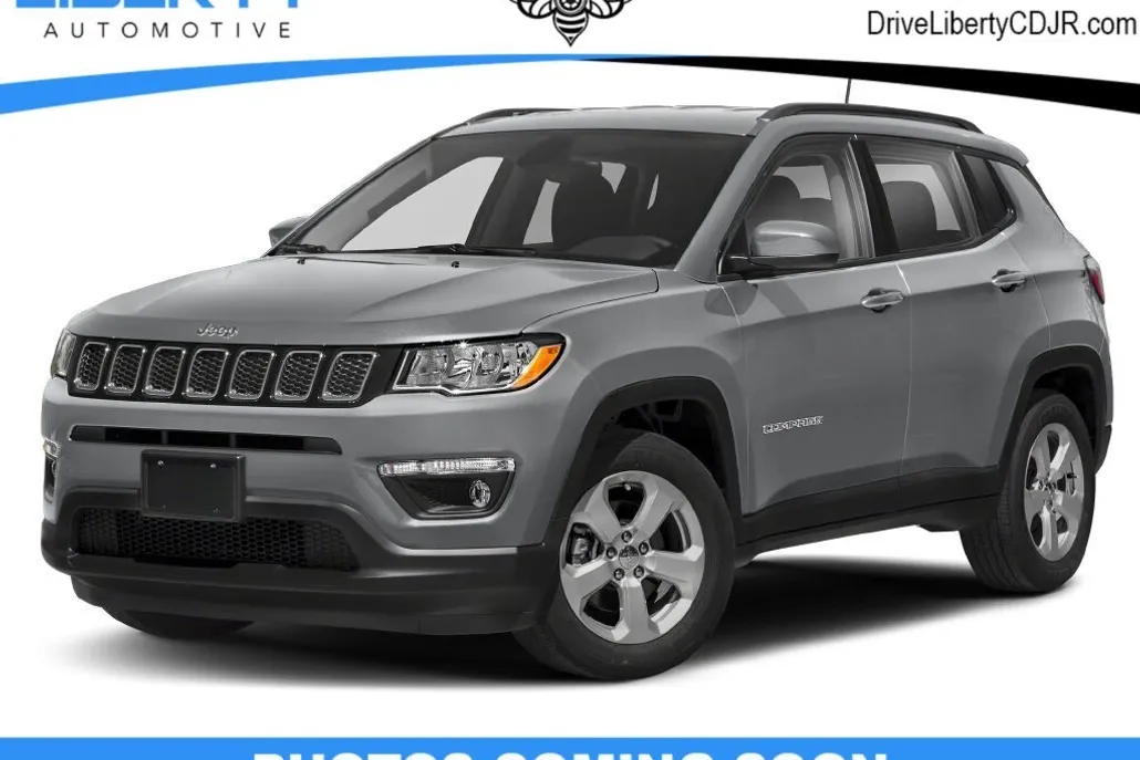 2018 Jeep Compass Latitude photo 1