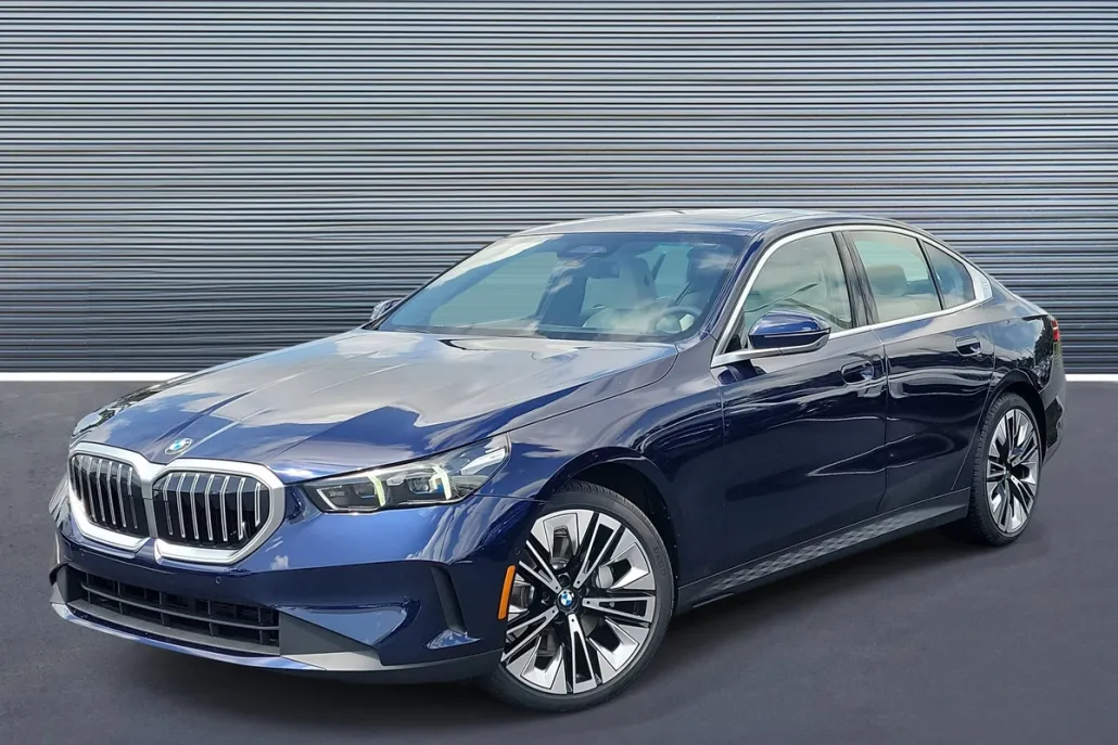 2026 Bmw 530i photo 1