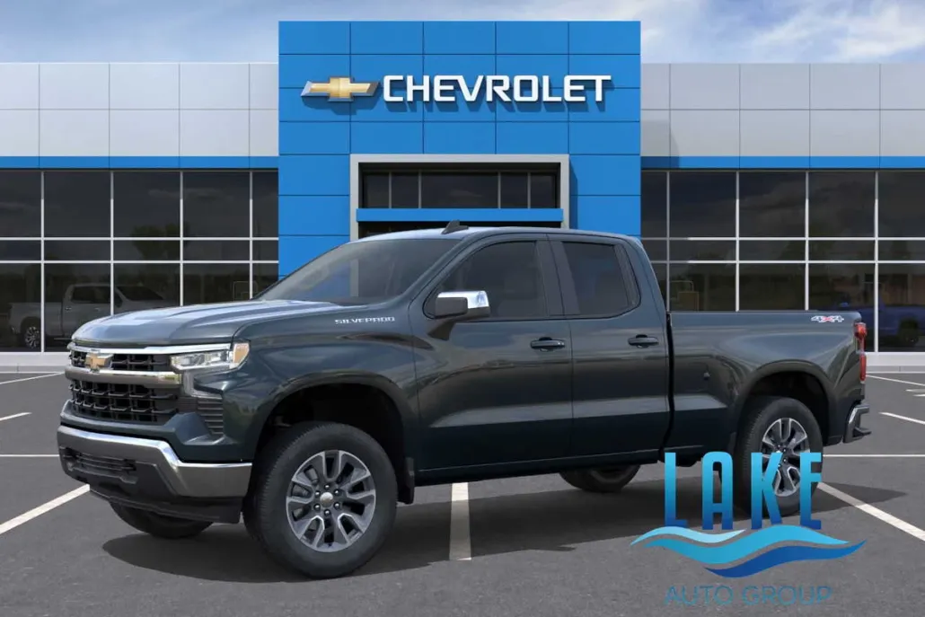 2026 Chevrolet Silverado 1500 LT photo 1