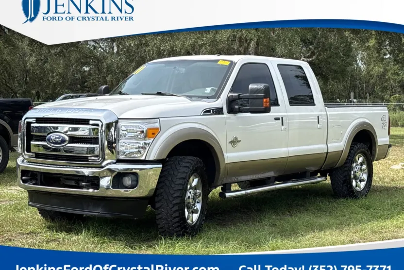 2011 Ford F-250 Lariat photo 1