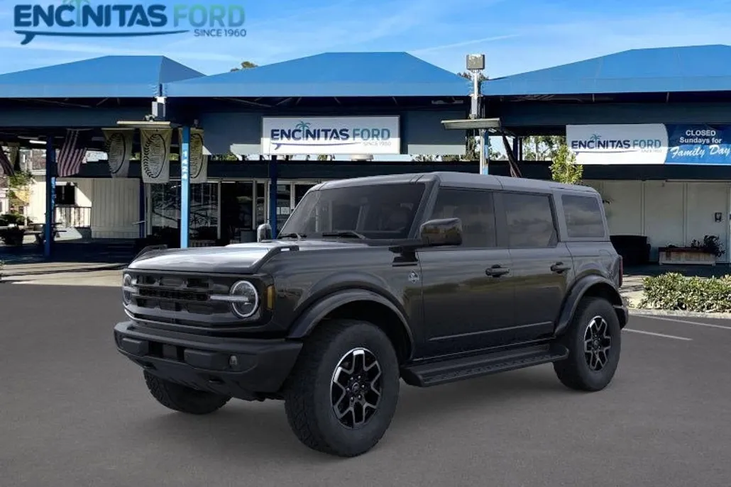 2025 Ford Bronco Outer Banks photo 1