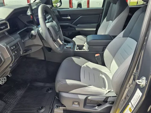 2025 Toyota Tacoma TRD Sport photo 4