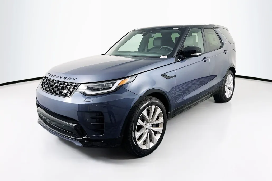 2024 Land Rover Discovery SE photo 1
