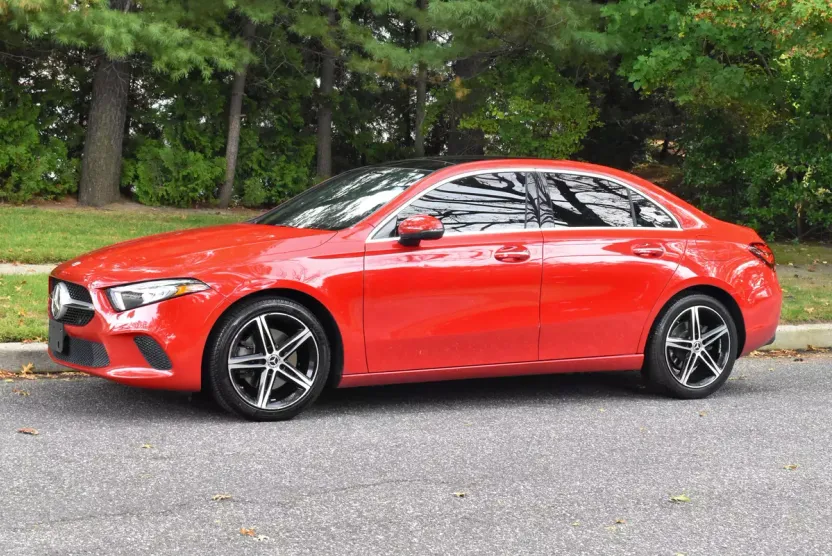2019 Mercedes Benz A 220 photo 1