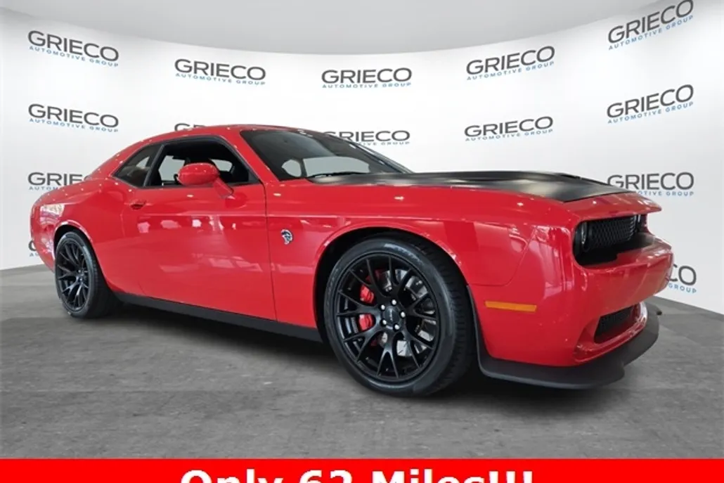 2016 Dodge Challenger SRT8 Hellcat photo 1