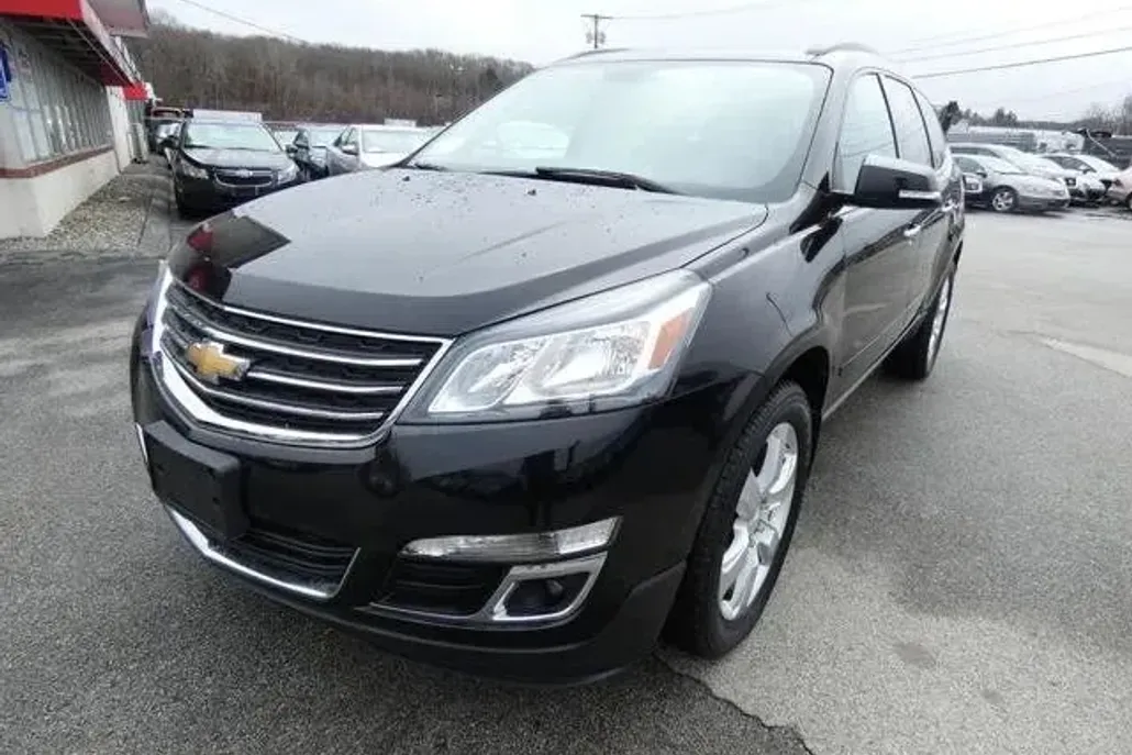 2017 Chevrolet Traverse photo 1
