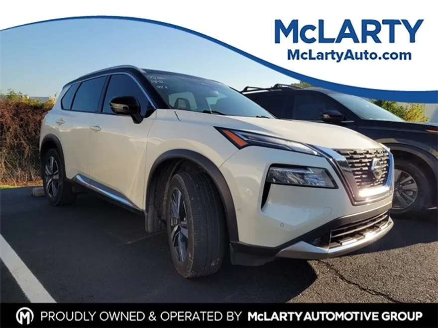 2021 Nissan Rogue Platinum photo 1