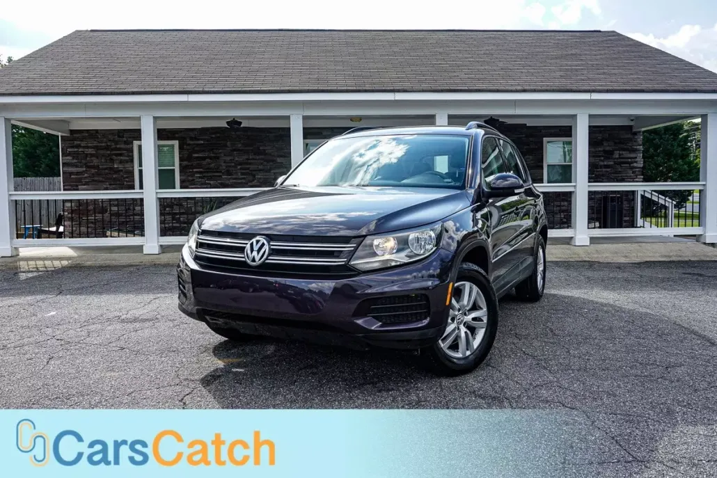 2016 Volkswagen Tiguan S photo 1