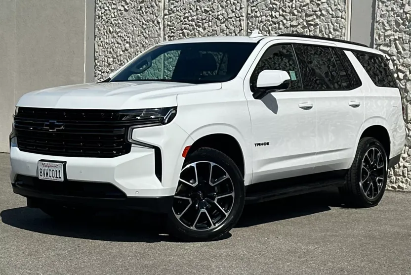 2021 Chevrolet Tahoe RST photo 1