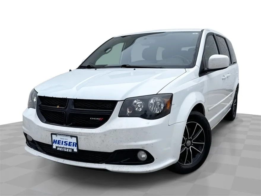 2016 Dodge Grand Caravan SXT photo 1