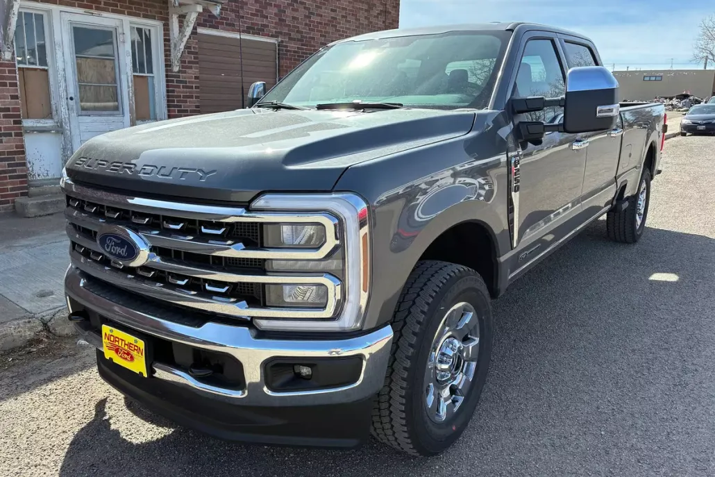 2025 Ford F-250 photo 1