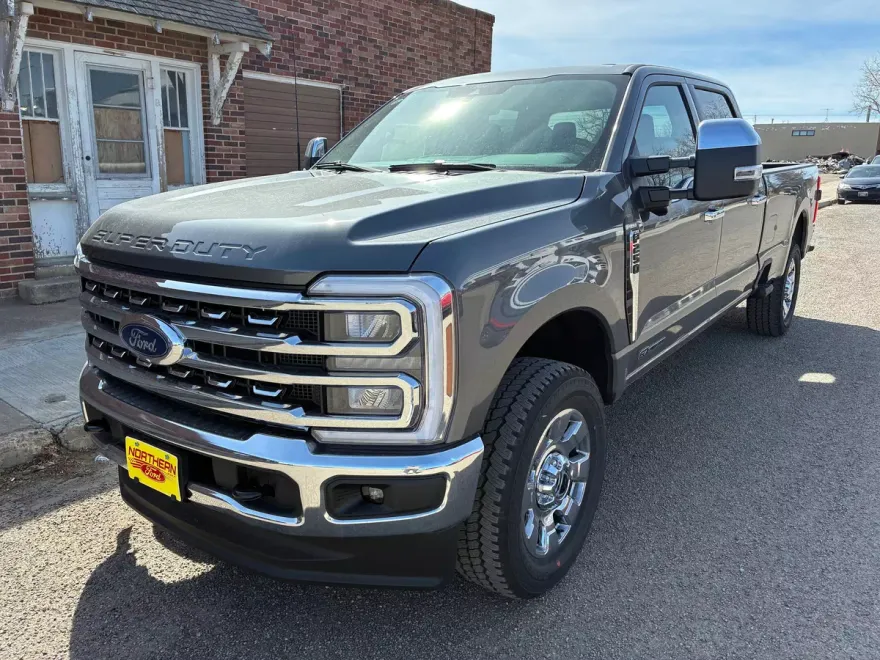 2025 Ford F-250 photo 1