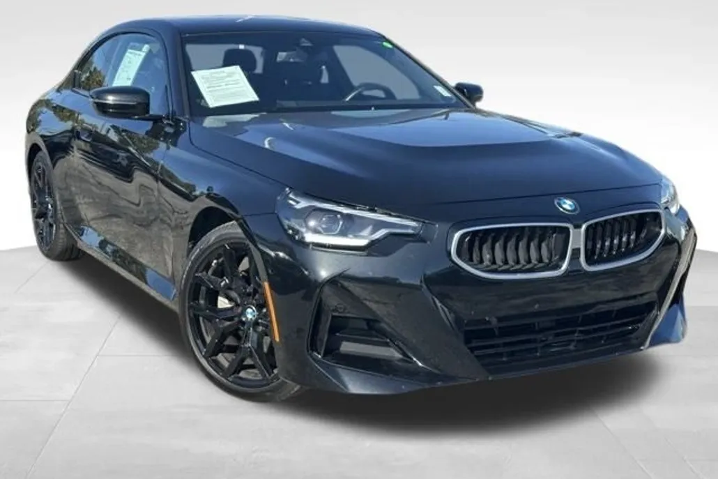 2025 Bmw 230i xDrive photo 1
