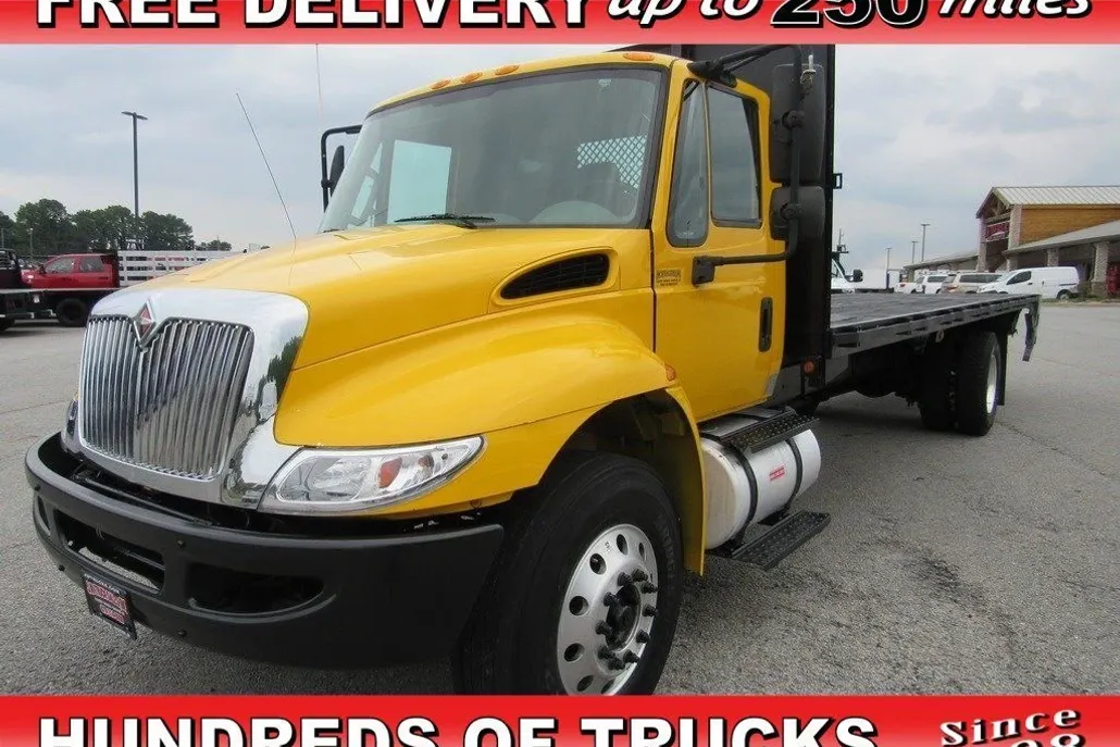 2016 International 4300 photo 1