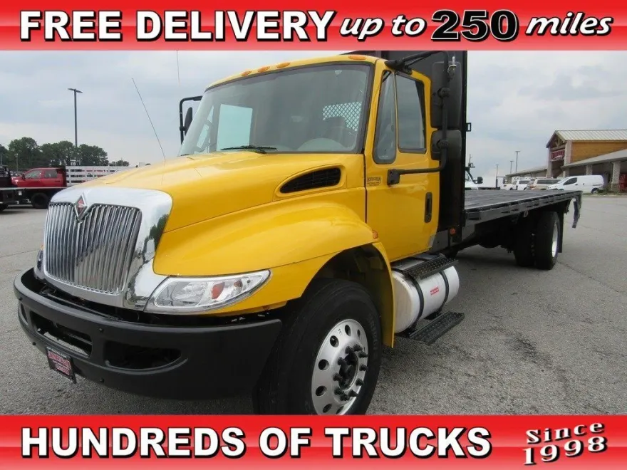 2016 International 4300 photo 1
