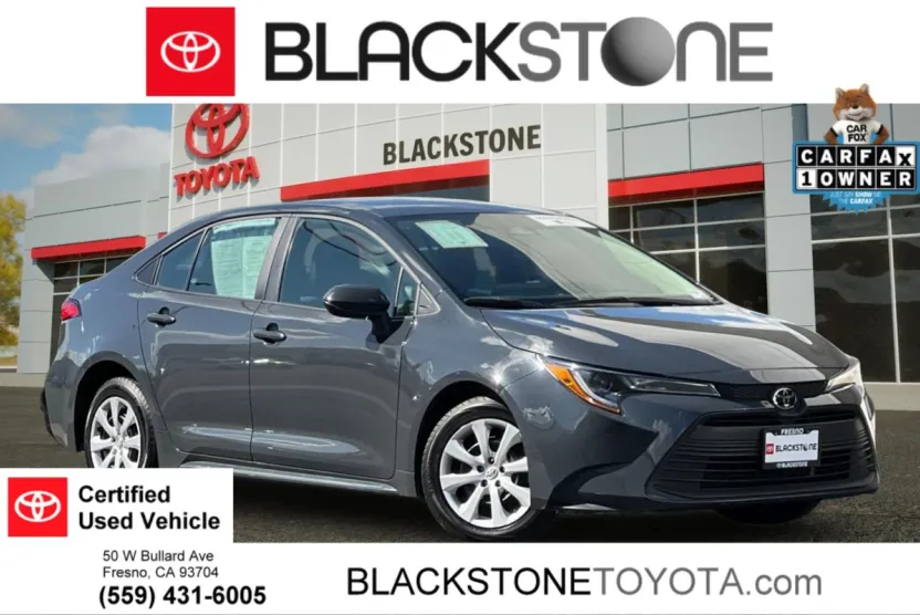 2024 Toyota Corolla LE photo 1