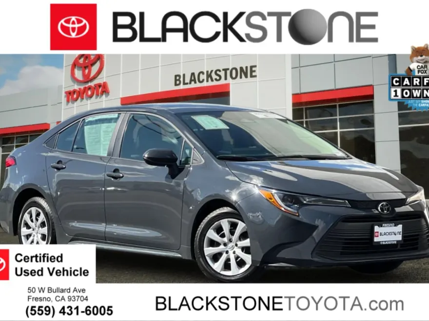 2024 Toyota Corolla LE photo 1