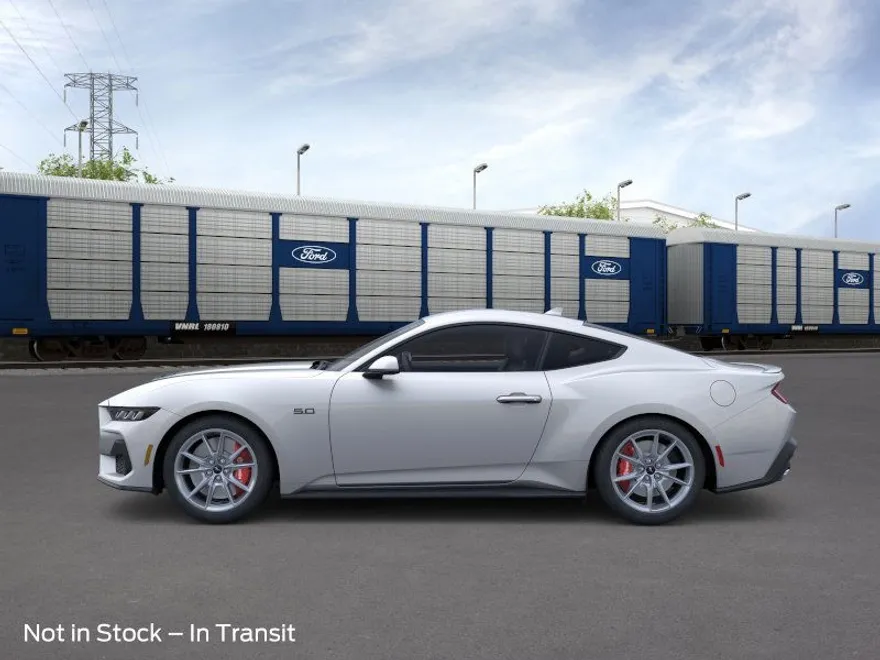 2025 Ford Mustang GT photo 1