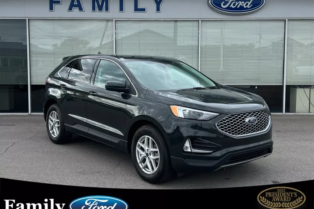 2024 Ford Edge SEL photo 1