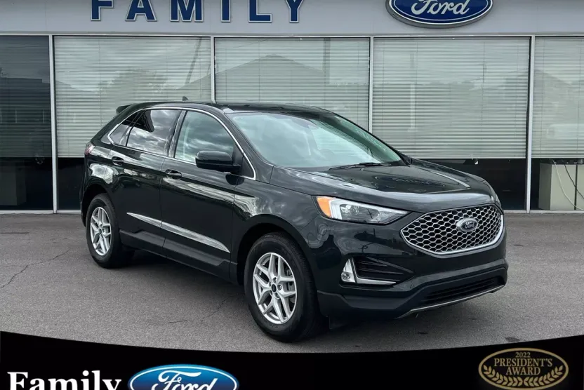 2024 Ford Edge SEL photo 1