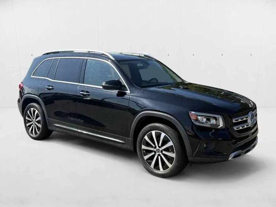 2022 Mercedes Benz GLB 250 photo 1