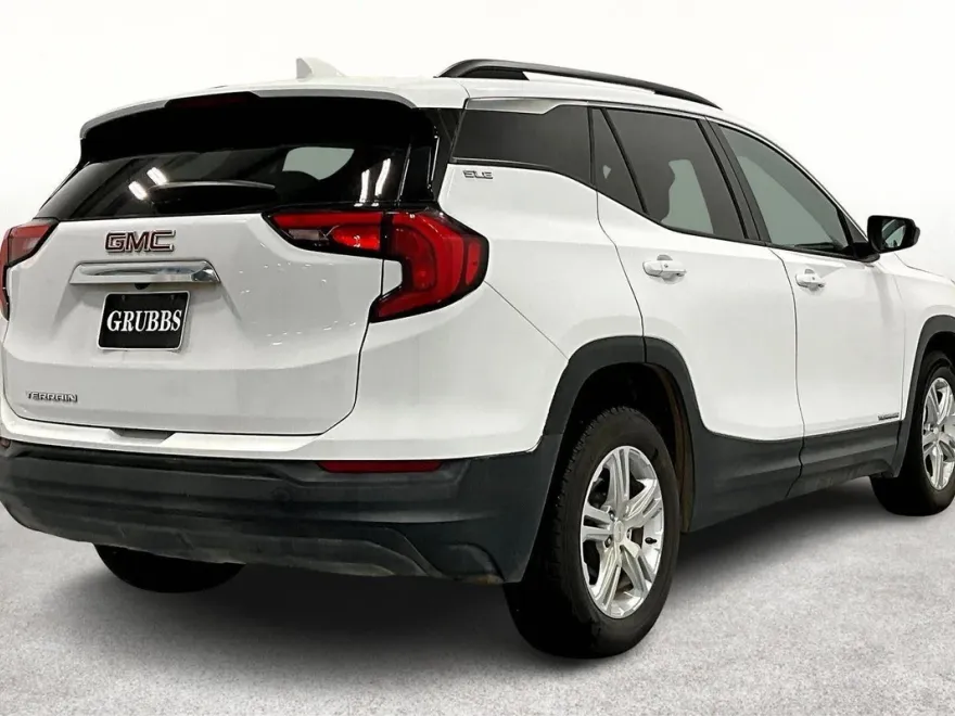 2020 Gmc Terrain SLE photo 1
