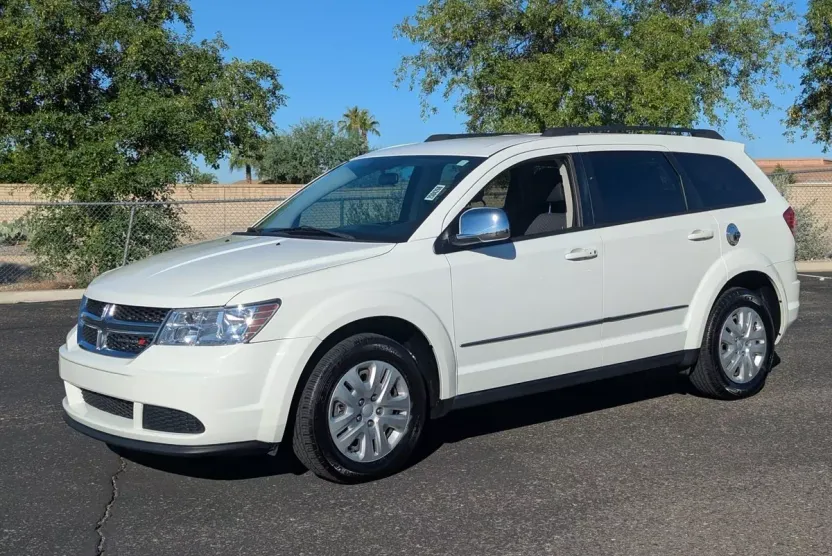 2017 Dodge Journey SE photo 1