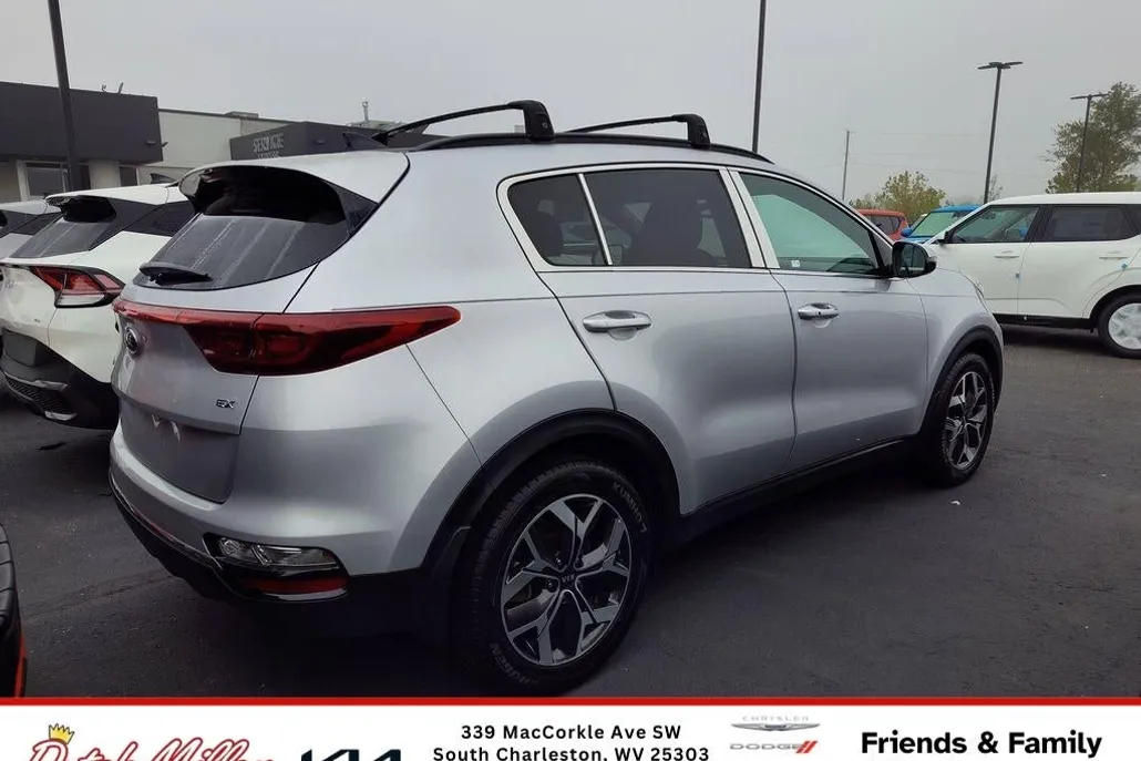 2020 Kia Sportage EX photo 1