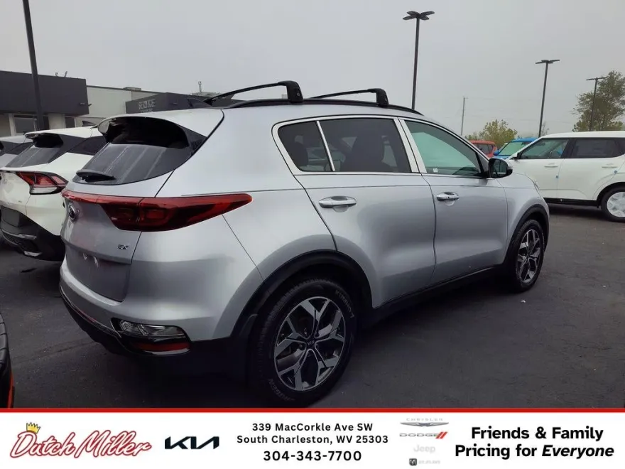 2020 Kia Sportage EX photo 1