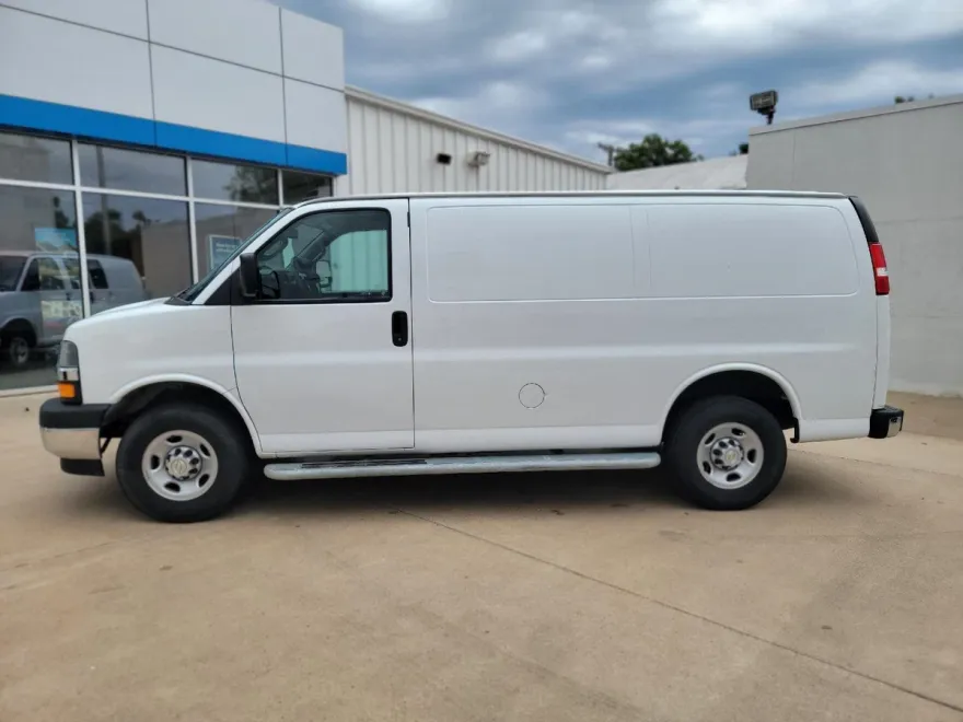 2023 Chevrolet Express Cargo Van photo 1