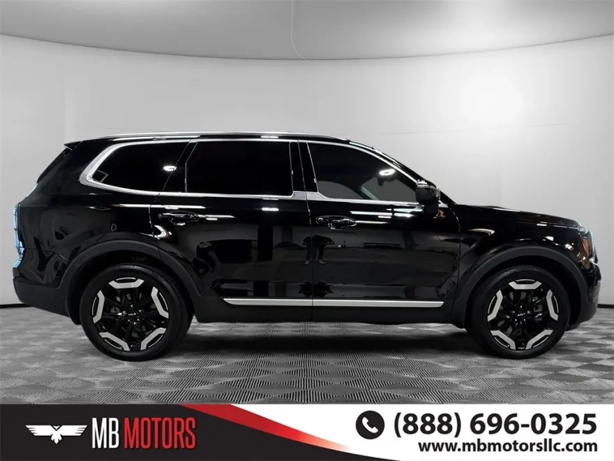 2023 Kia Telluride EX X-Line photo 1