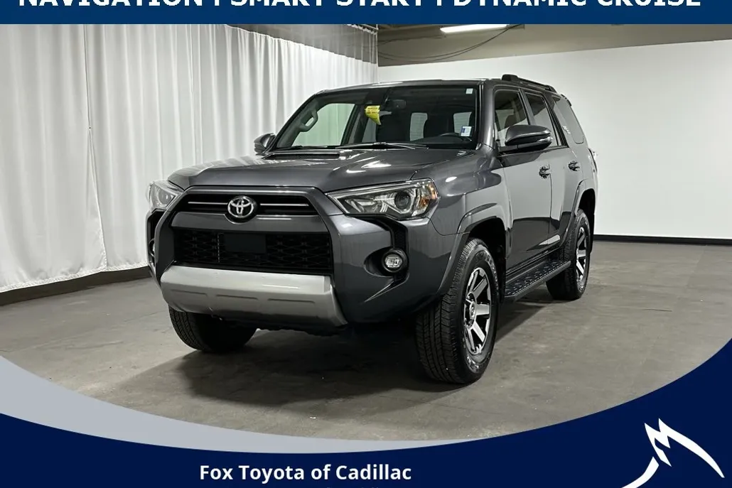 2023 Toyota 4Runner TRD Off-Road Premium photo 1
