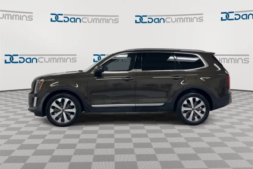 2021 Kia Telluride S photo 1