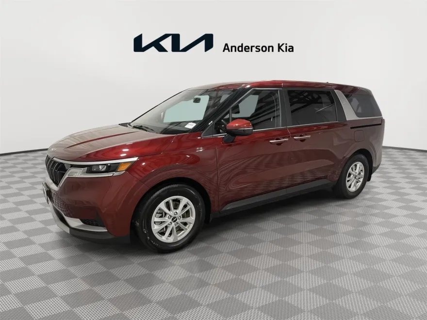 2024 Kia Carnival LX photo 1