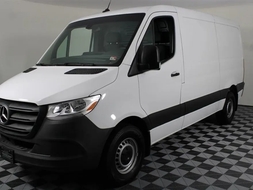 2022 Mercedes Benz Sprinter 2500 photo 1