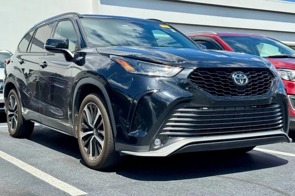 2022 Toyota Highlander XSE photo 1