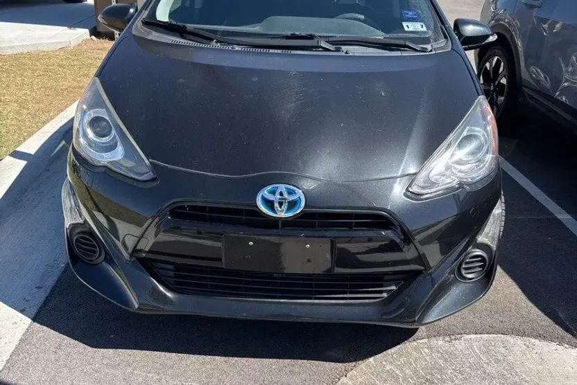 2015 Toyota Prius C Four photo 1
