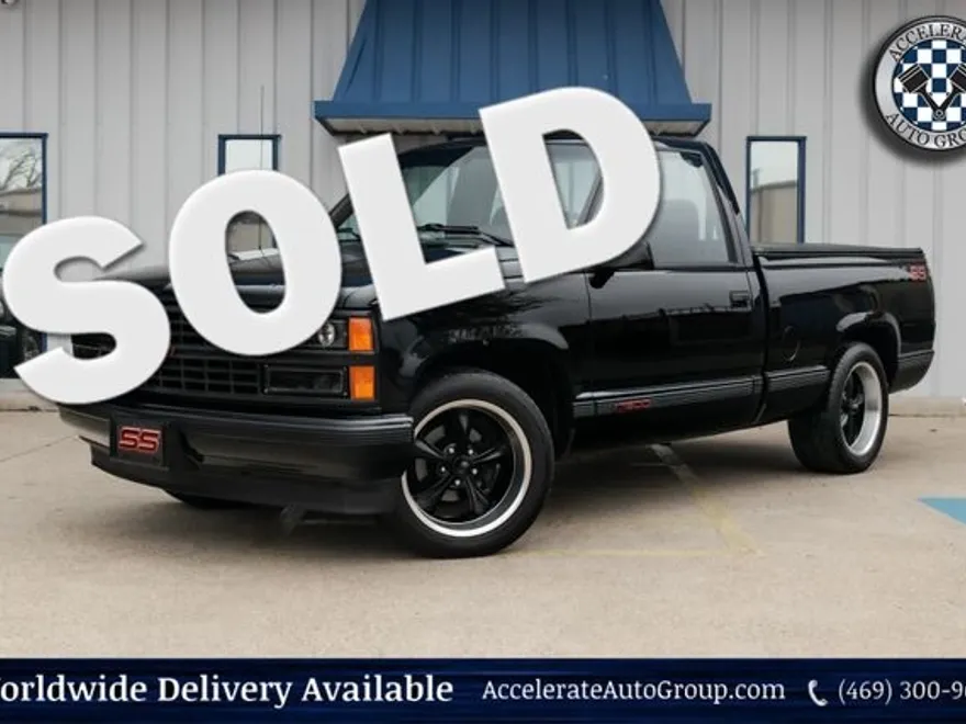 1990 Chevrolet Silverado photo 1