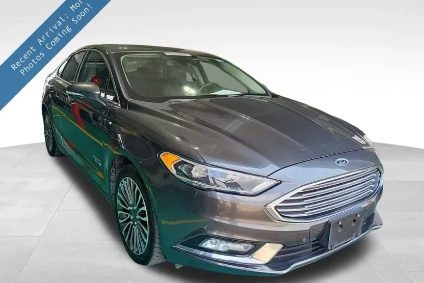 2017 Ford Fusion Energi SE photo 1