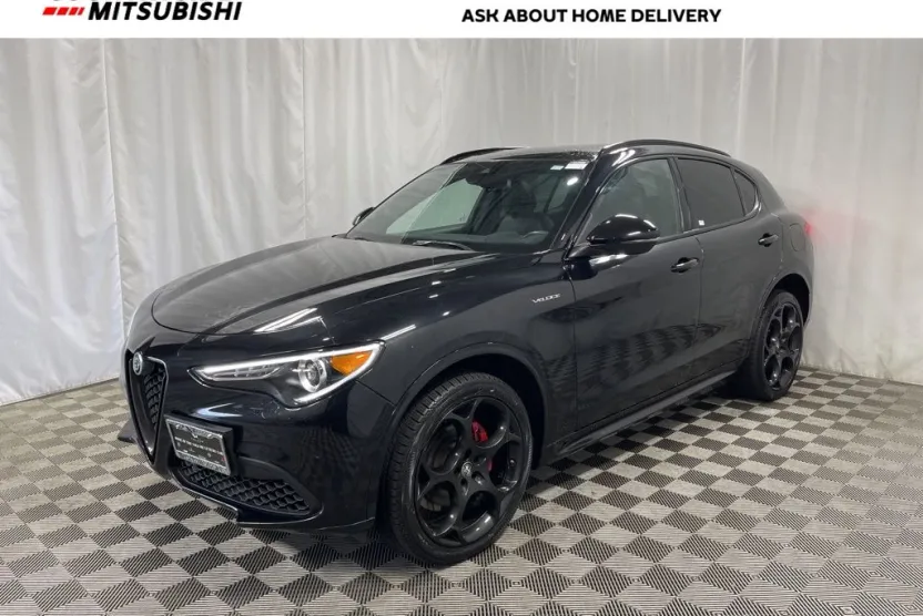 2022 Alfa Romeo Stelvio Ti Sport photo 1